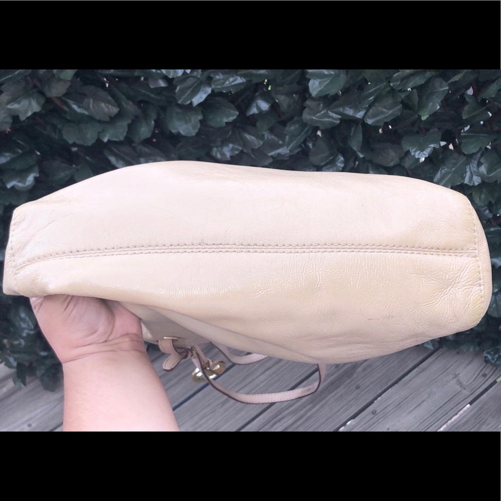 MICHAEL KORS Tan Leather Shoulder Tote Bag - Picture 6 of 9